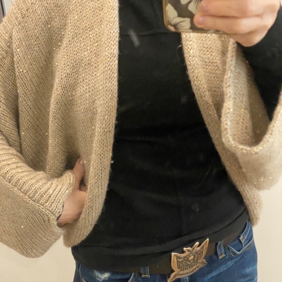 Sweater - OS - Picture 6 of 6